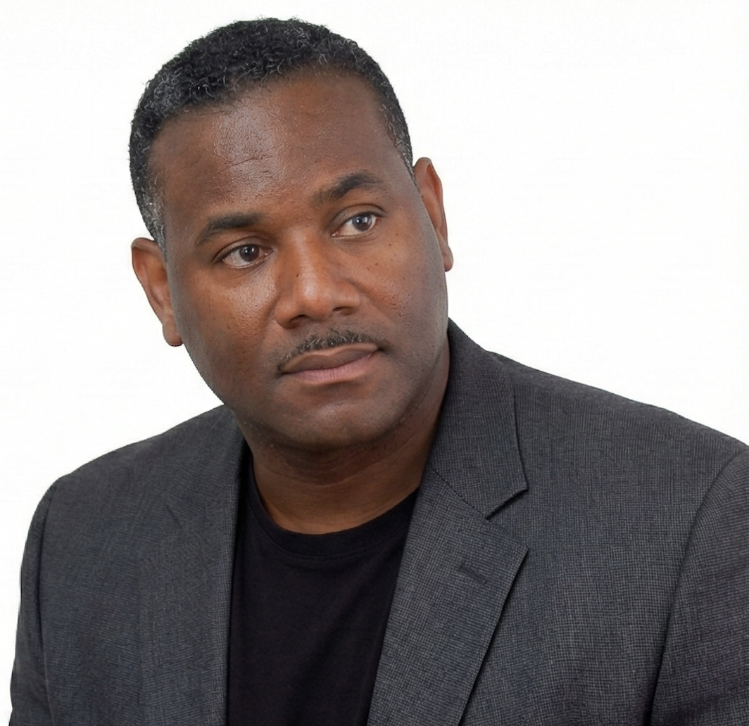 Leonidas Esquire Williamson - Press Kit Photo