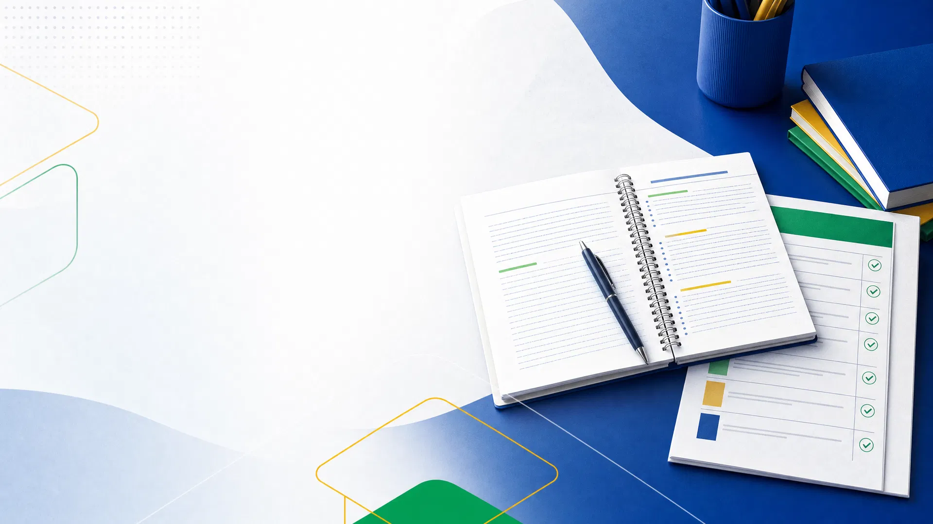 Mesa de estudos com caderno e critérios de resposta discursiva