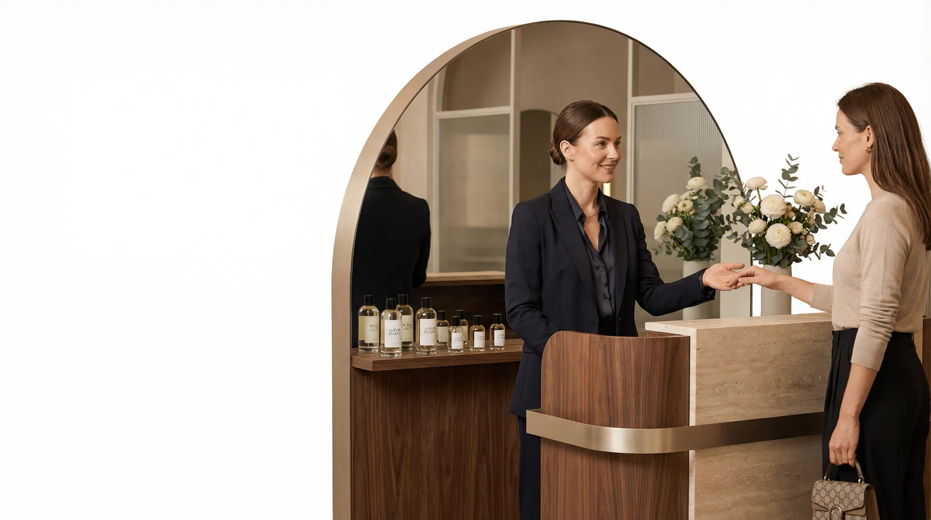 Luxuriöser Empfangsbereich im Lueur Studio