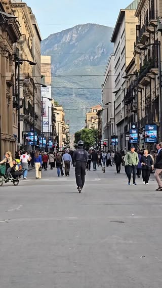 Palermo raccontata così, in un attimo 😍🥰 

@mondopalermo 📹 (29 Aprile 2026)

#Palermo #Palermocity #Sicilia #mondopalermo