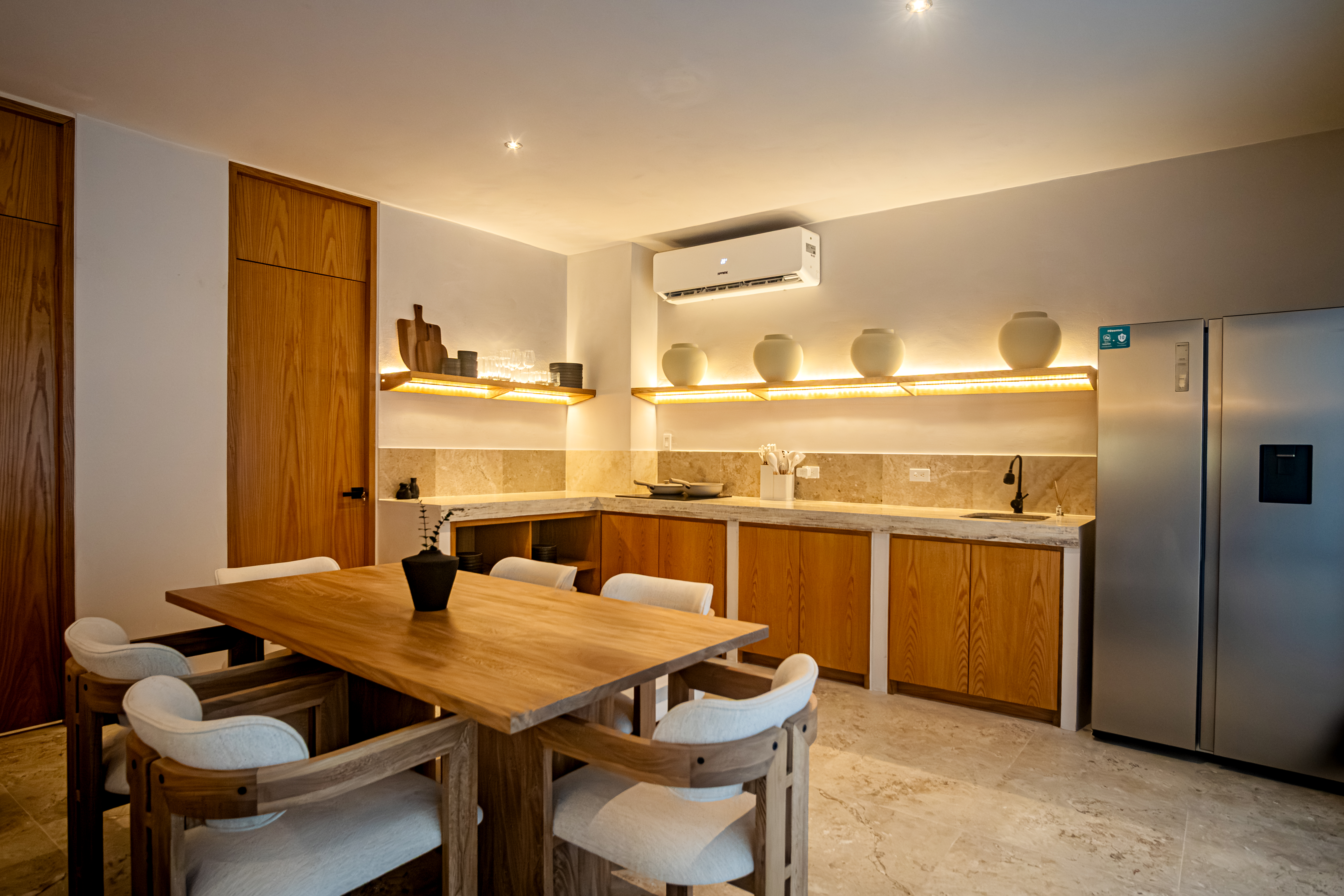 Seremonia Habitat – 2 Bedroom Tropical Townhouse with Private Rooftop in Region 15, Tulum