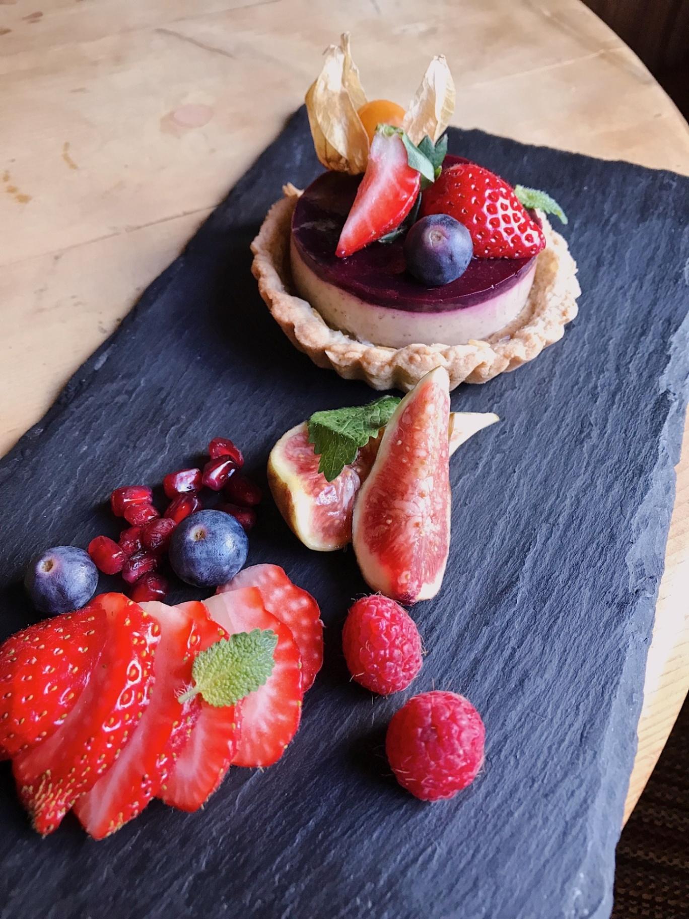 Beeren-Panna-Cotta-Tartelette