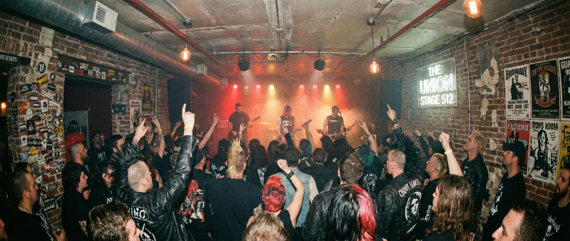 Packed live show at The Union Stage 512