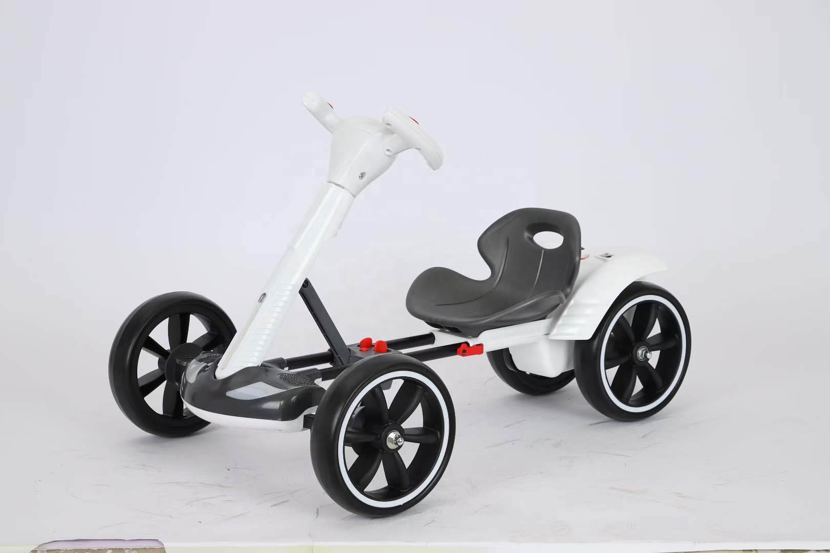 سيارة GO Kart شحن للاطفال