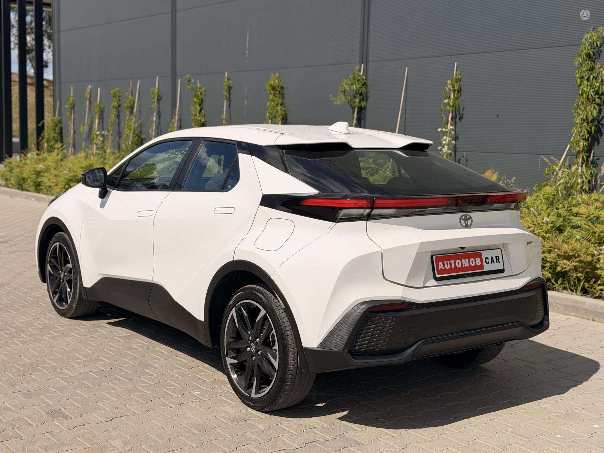Toyota C-HR nuotrauka 7