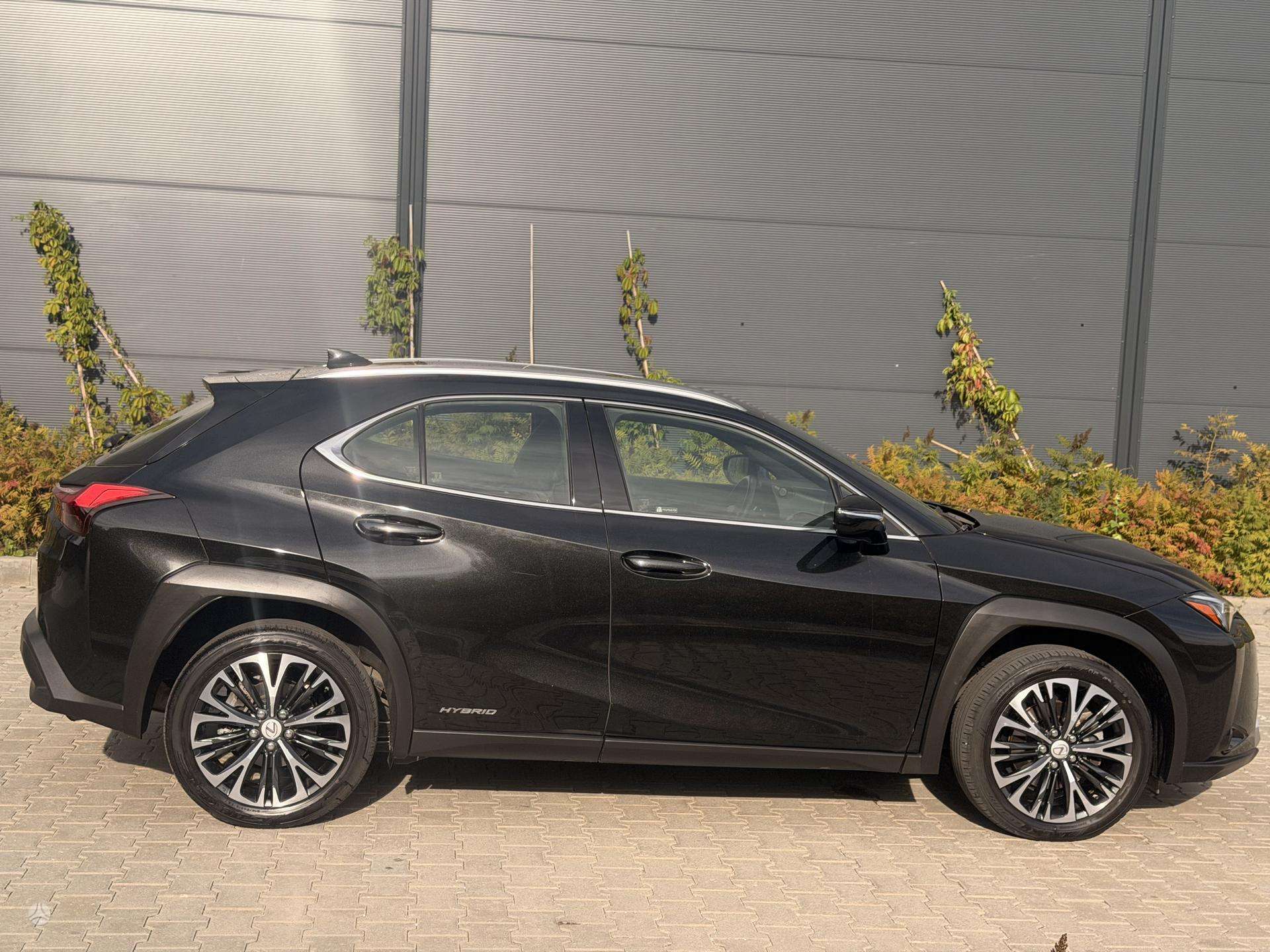 Lexus UX 250h nuotrauka 3