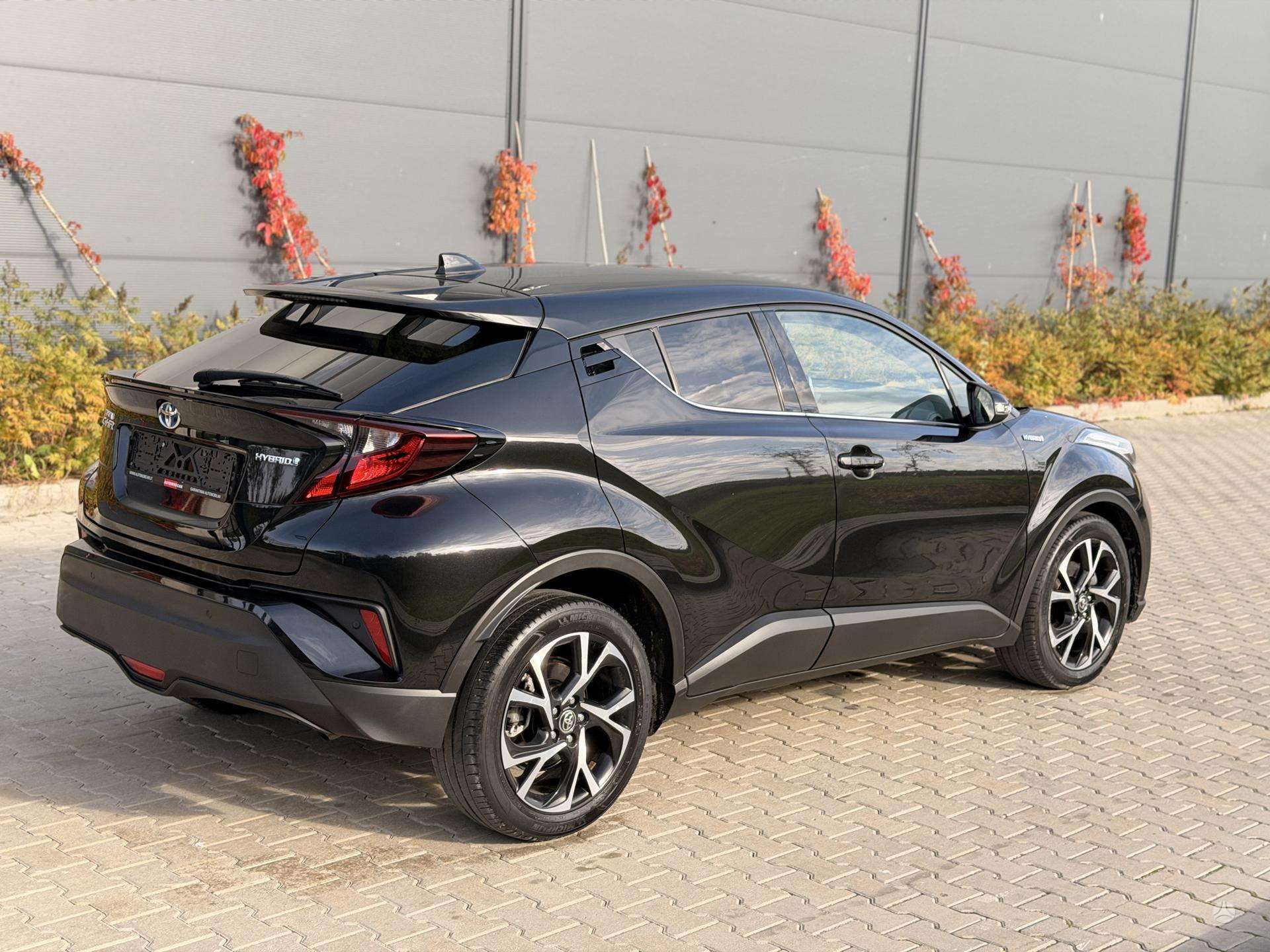 Toyota C-HR nuotrauka 8