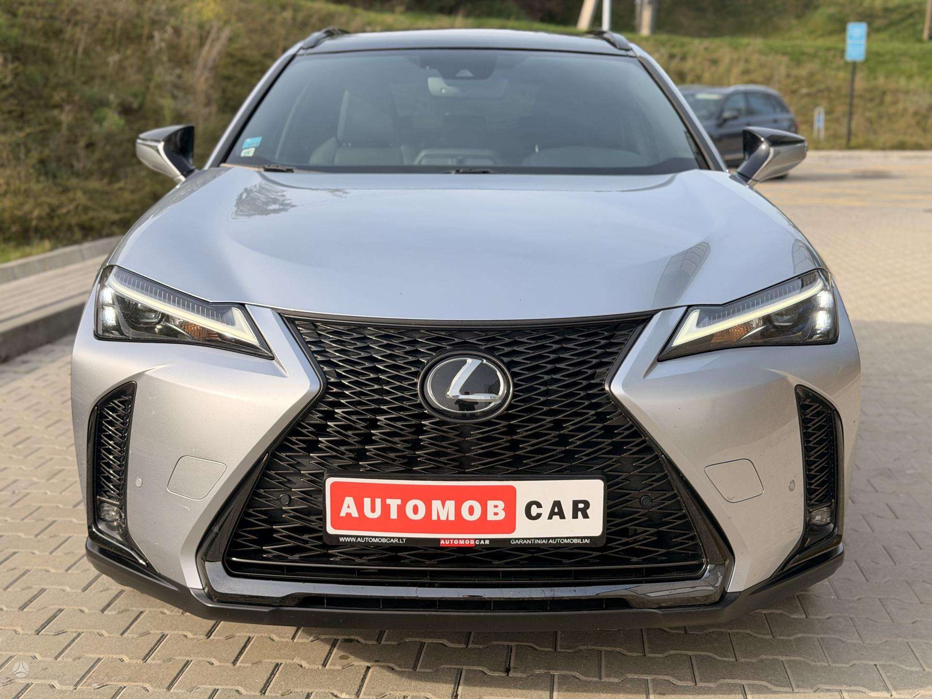 Lexus UX 250h nuotrauka 4