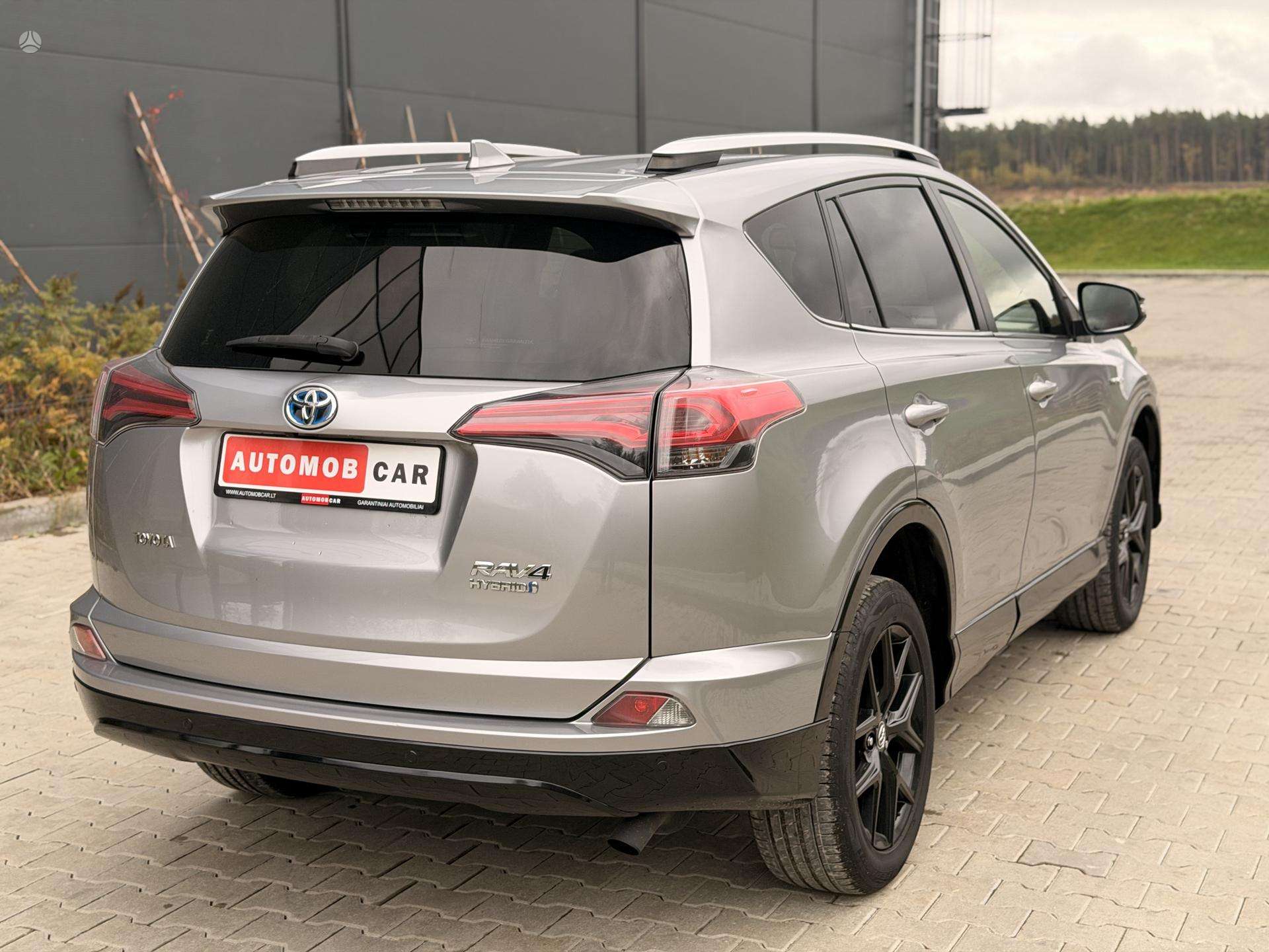 Toyota RAV4 nuotrauka 8