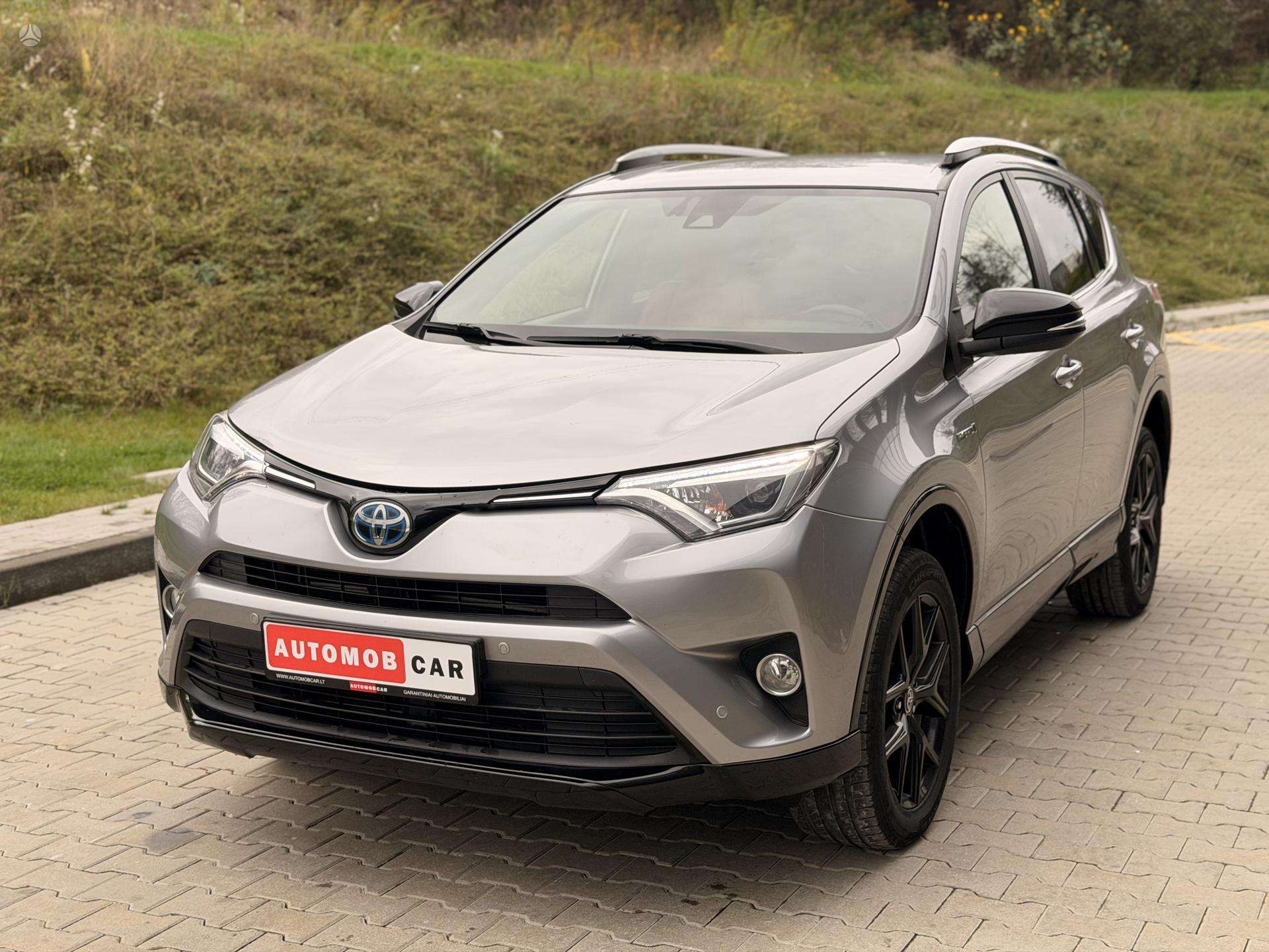 Toyota RAV4 nuotrauka 1 iš 35
