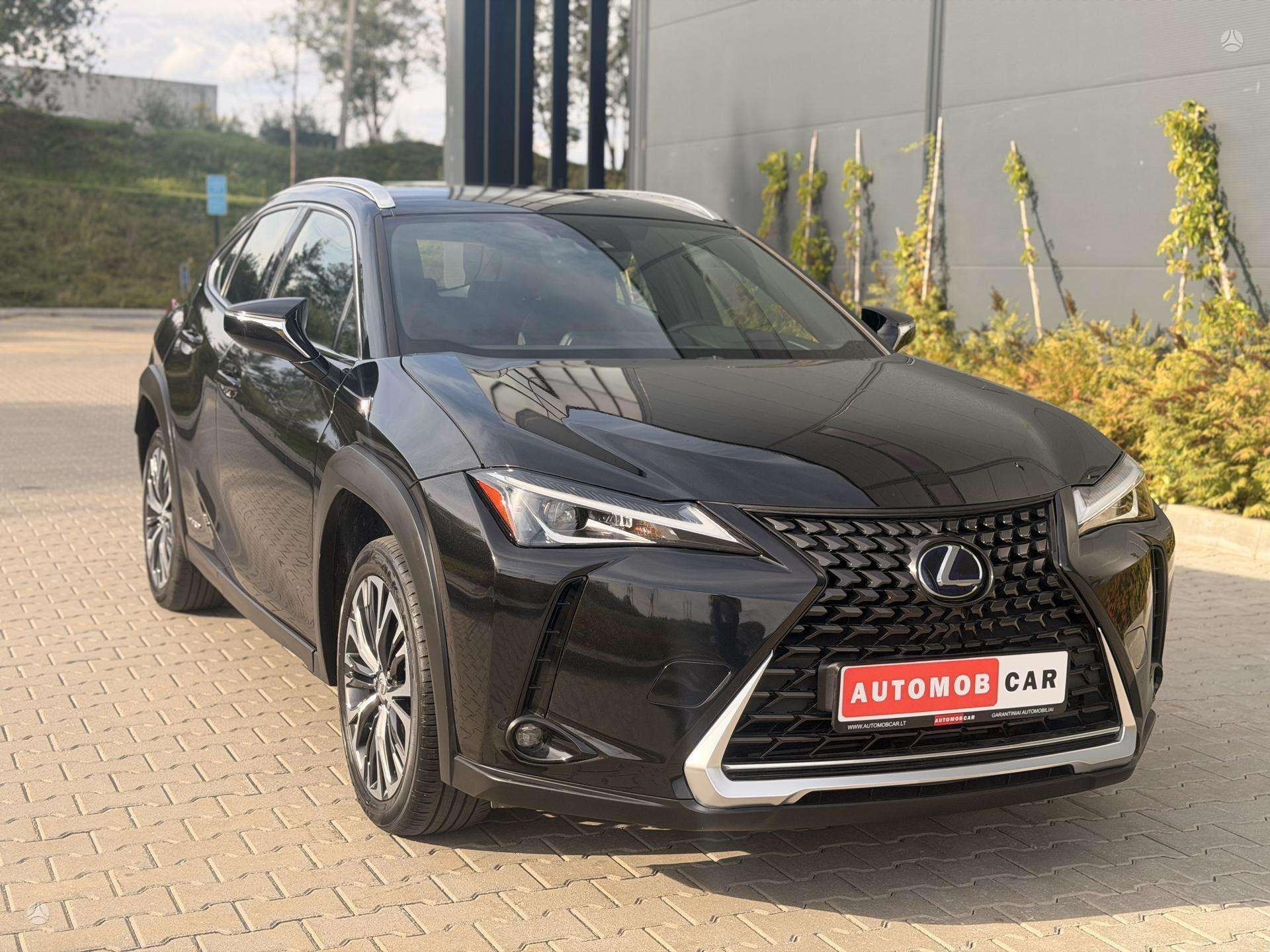 Lexus UX 250h nuotrauka 4