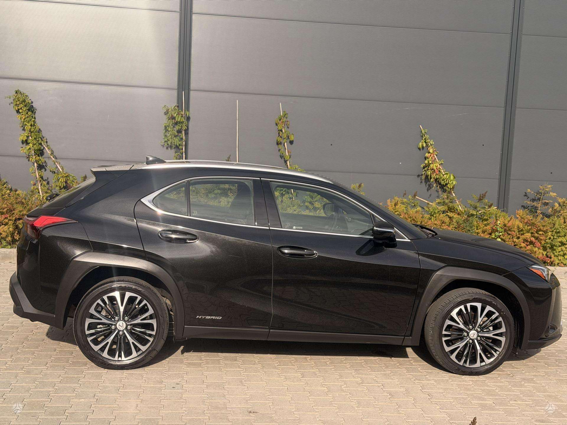 Lexus UX 250h nuotrauka 3