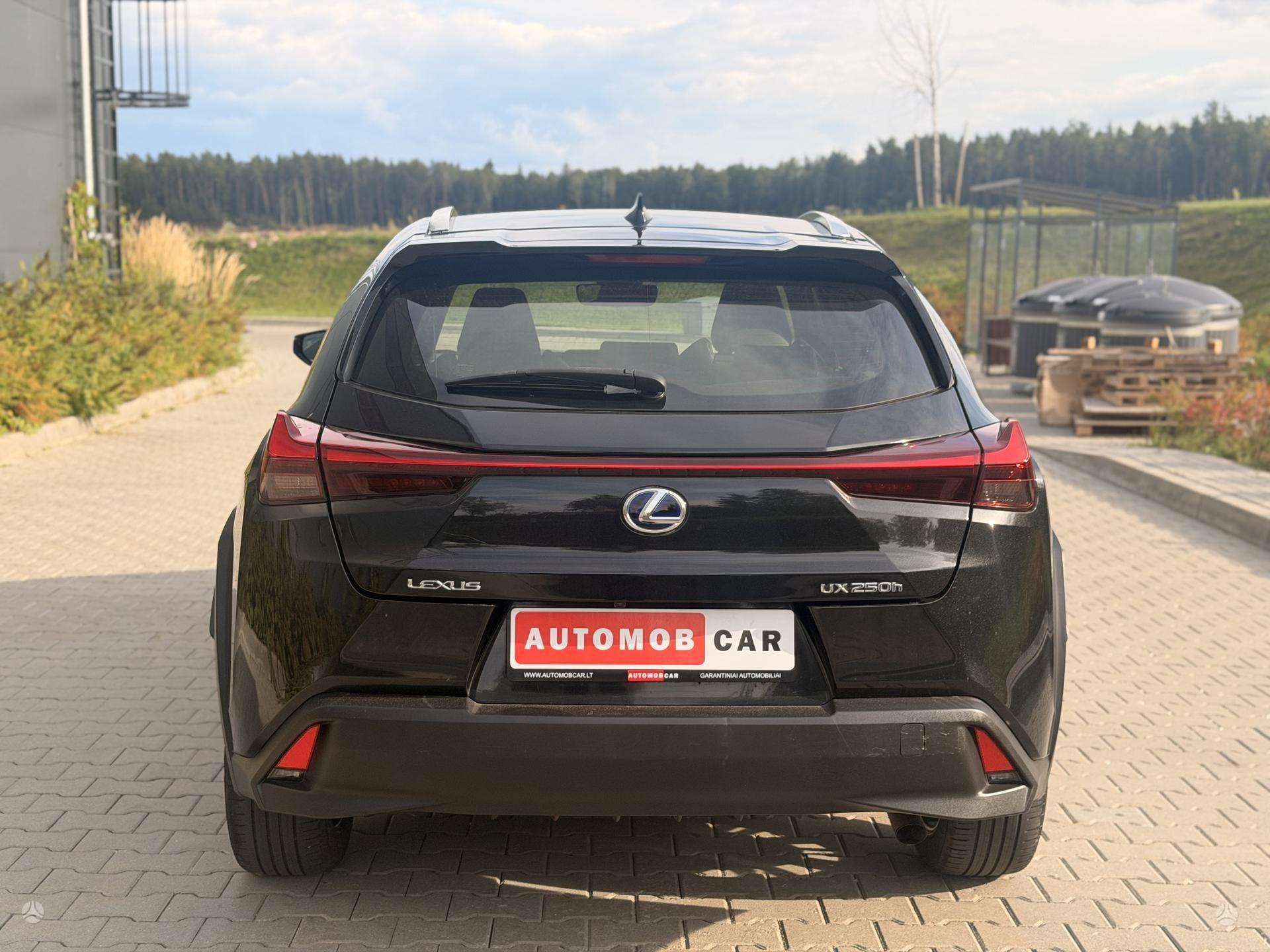 Lexus UX 250h nuotrauka 6
