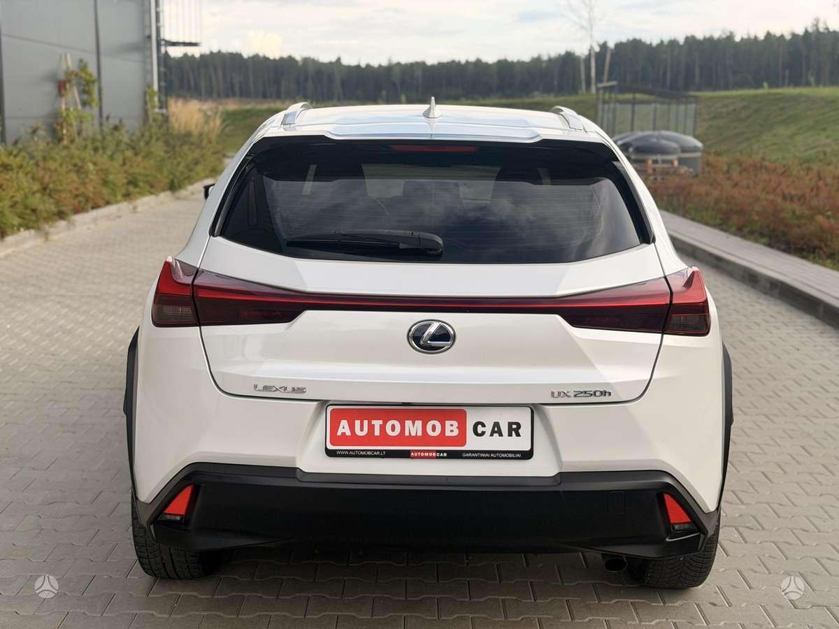 Lexus UX 250h nuotrauka 7
