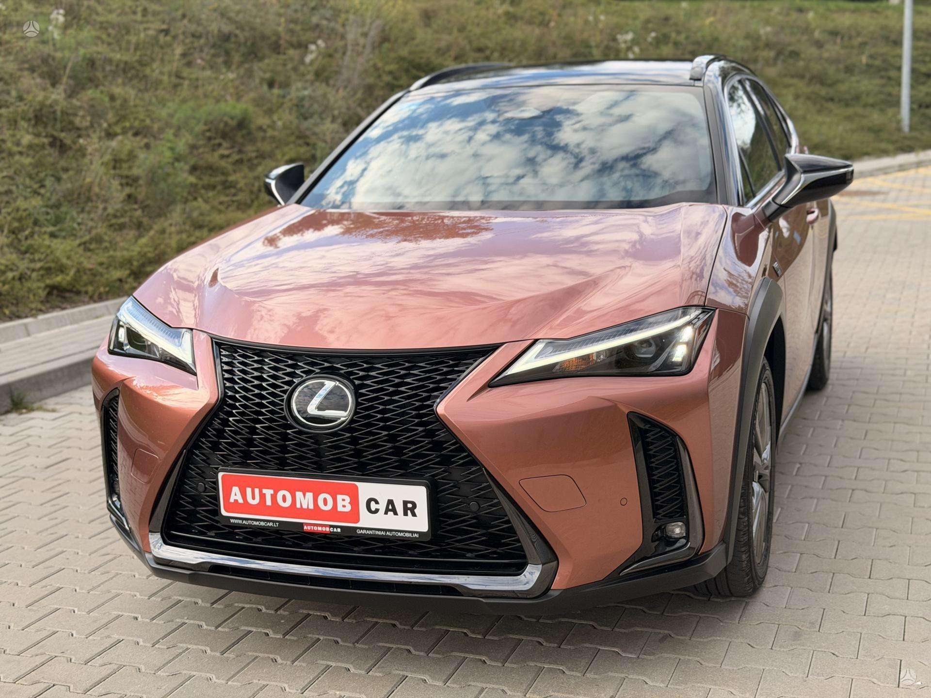 Lexus UX 300h nuotrauka 3