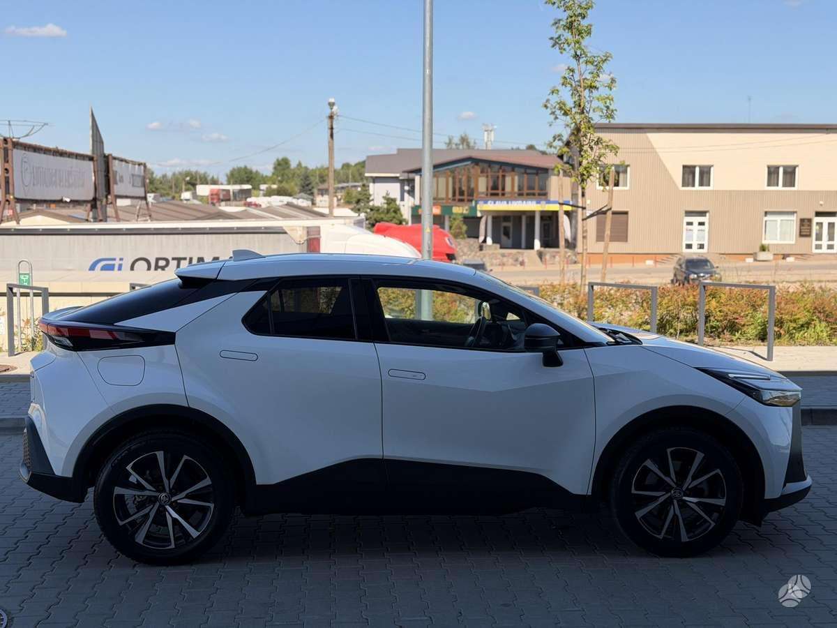 Toyota C-HR nuotrauka 5