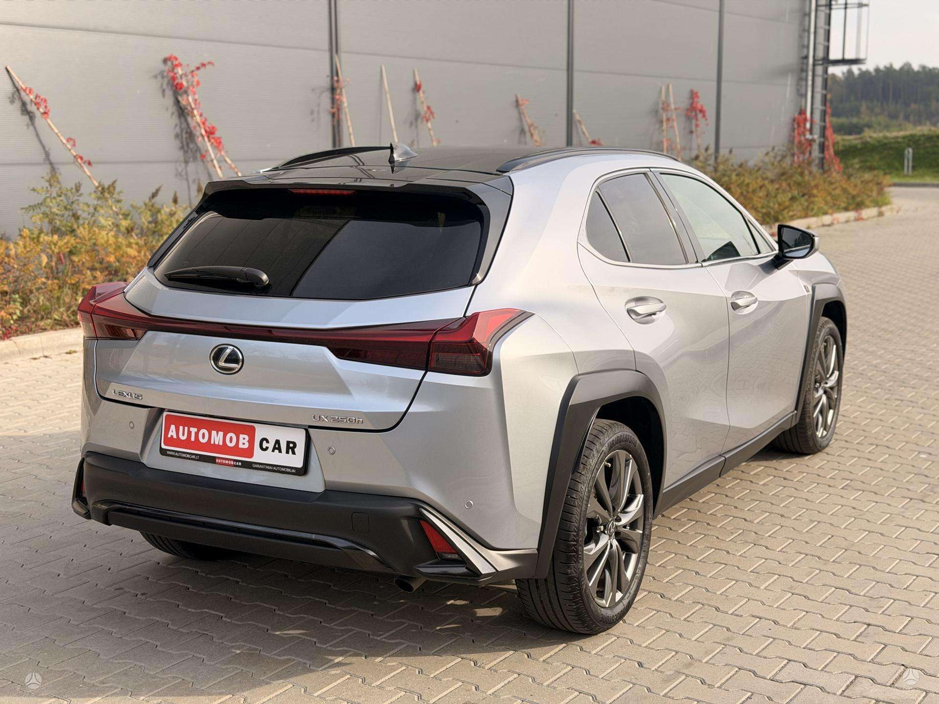 Lexus UX 250h nuotrauka 8