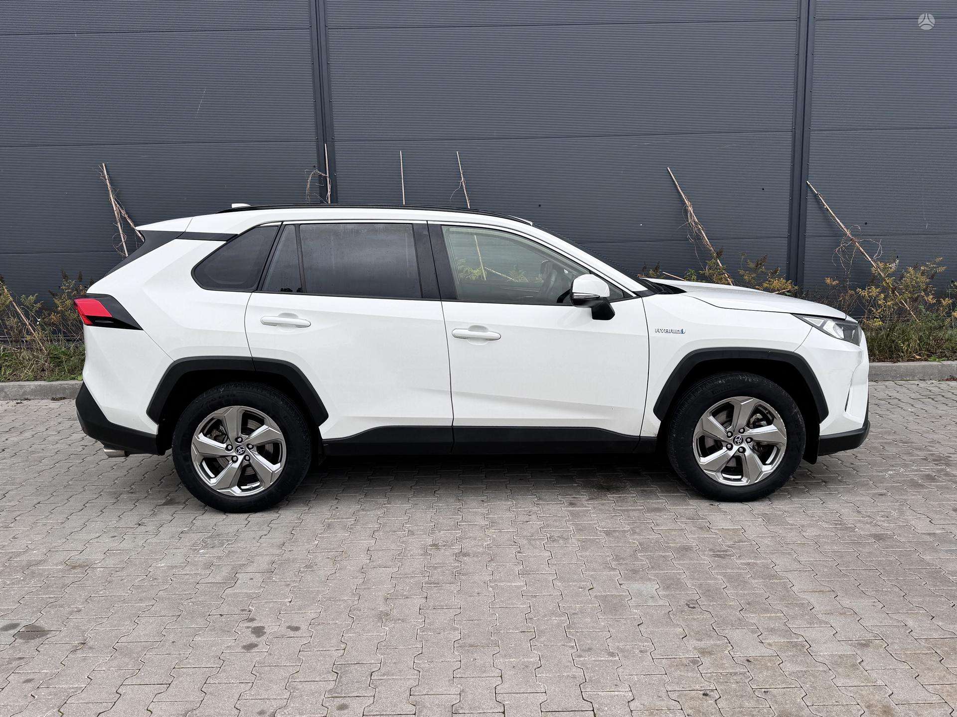 Toyota RAV4 nuotrauka 3
