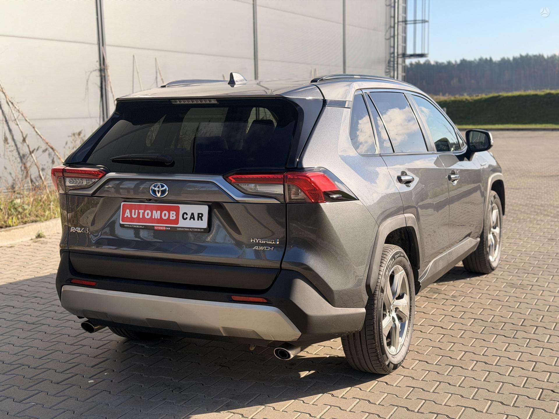 Toyota RAV4 nuotrauka 8