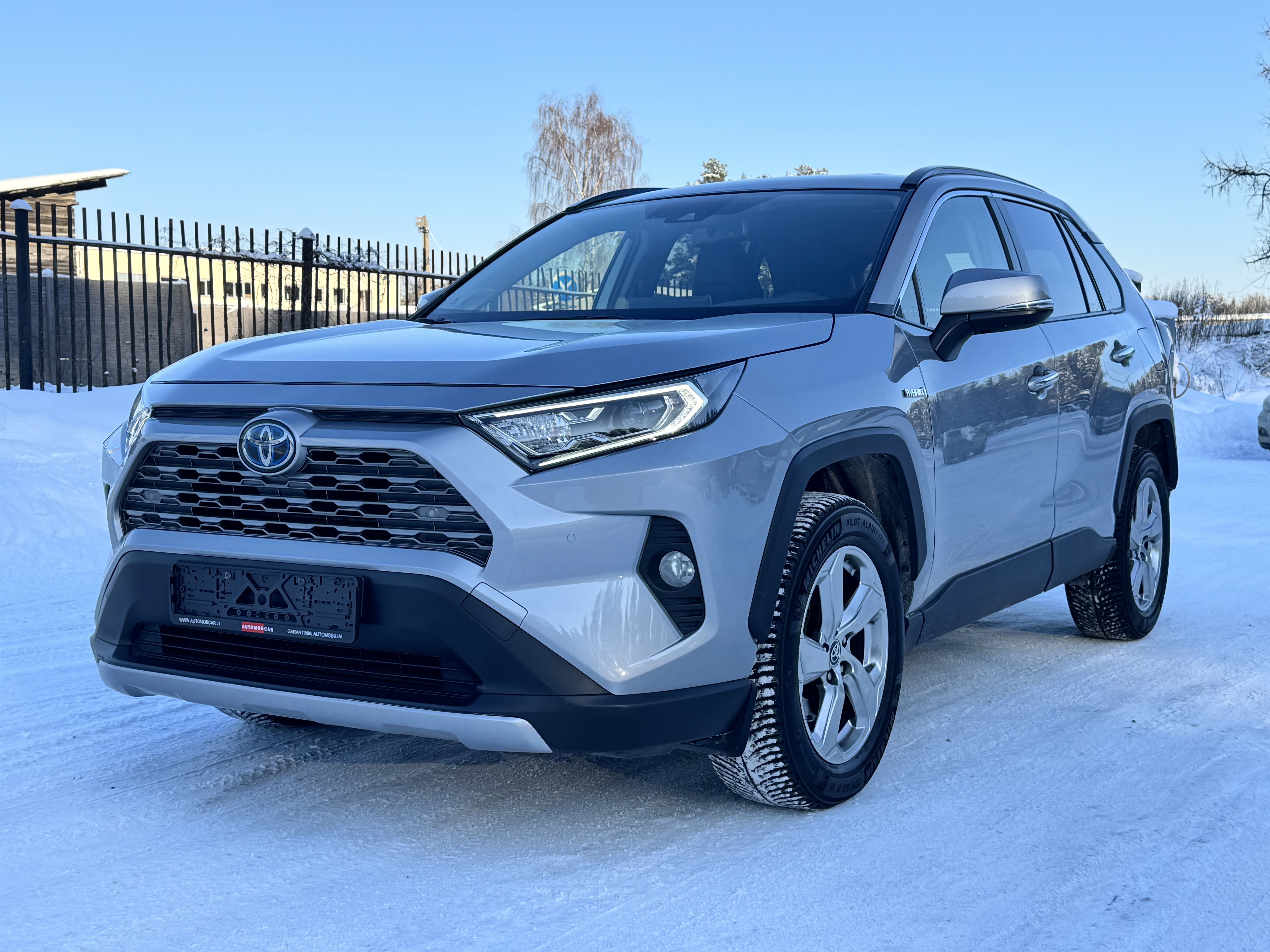 TOYOTA RAV4