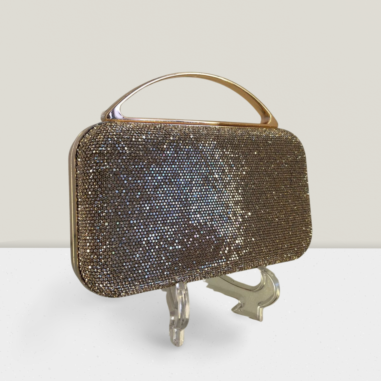 Clutch dourada alça metalizada