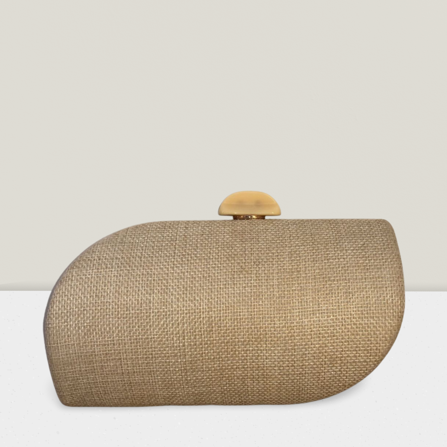 Clutch nude design