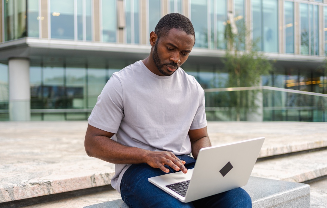 Aprendizado em qualquer dispositivo, em qualquer lugar — com TI mais inteligente