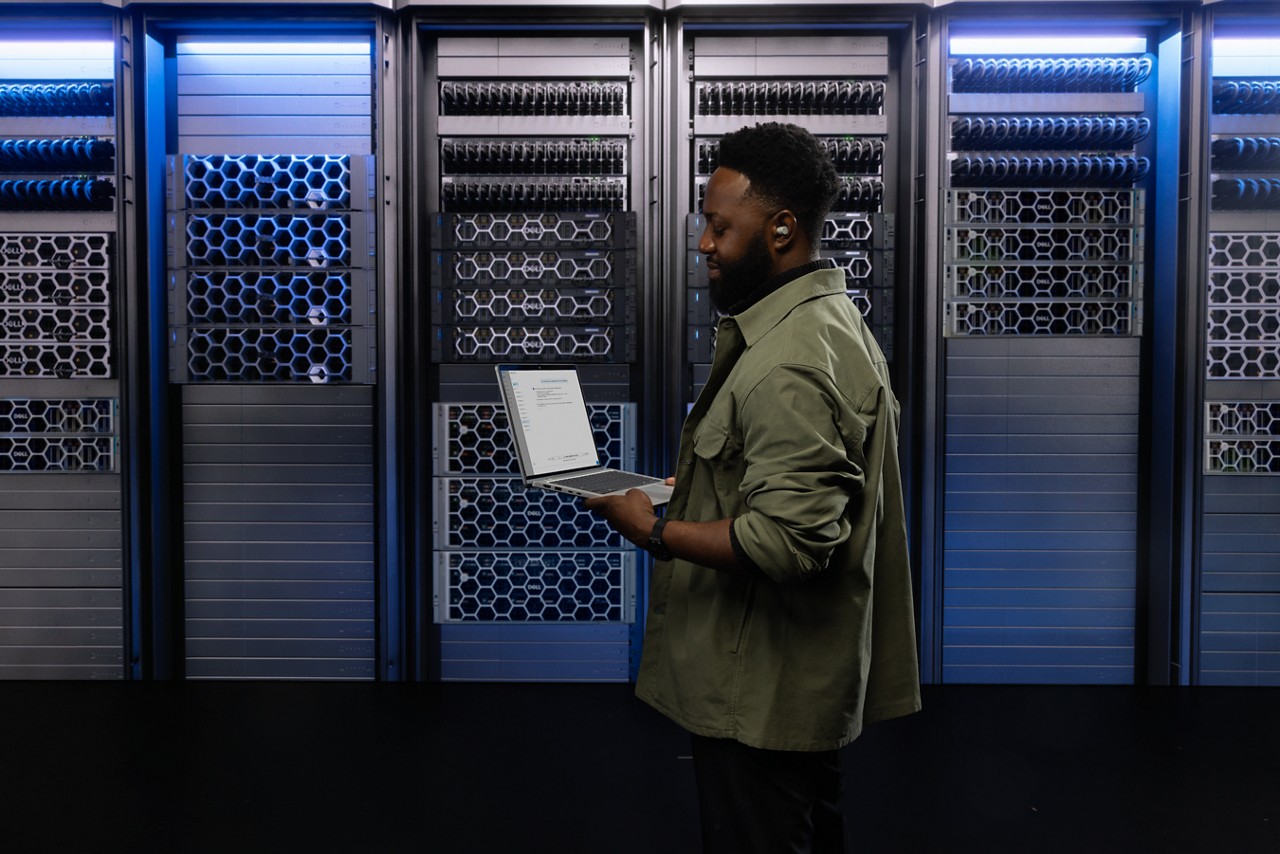 Repensando a Infraestrutura: Por que o Dell Private Cloud Supera a HCI