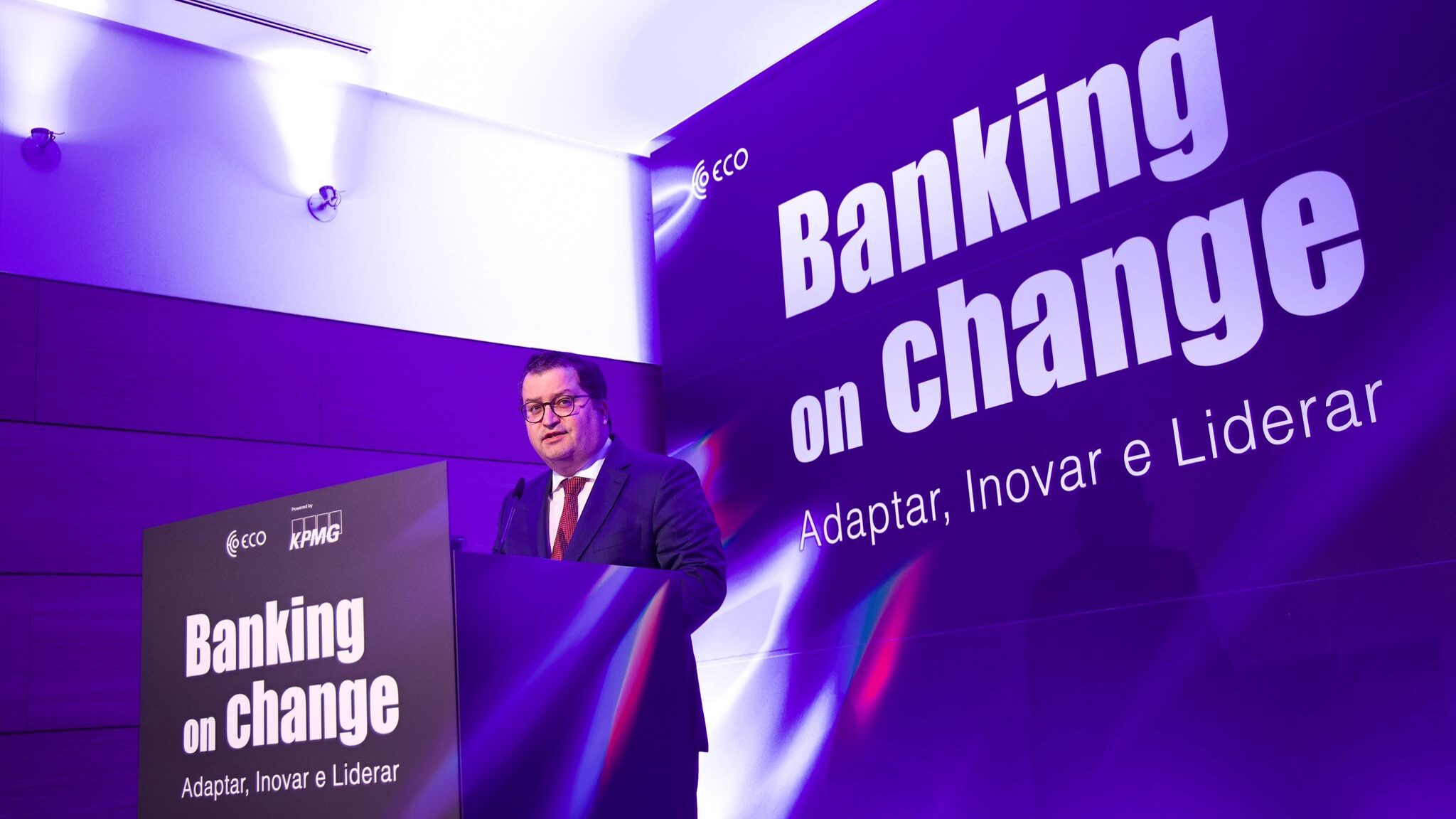Banking on Change: Innovation and AI Reshape the Financial Sector