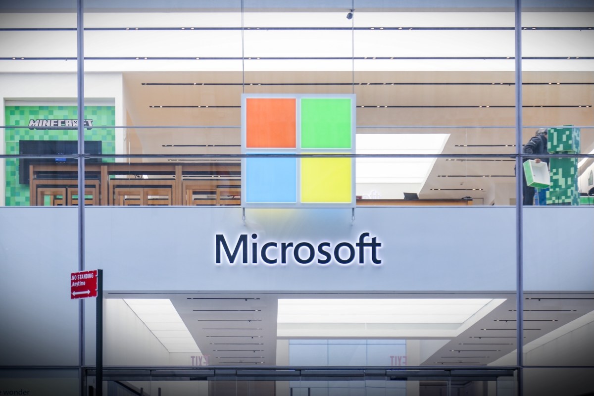Microsoft Expands AI Data Centers, Pledges Energy Sustainability