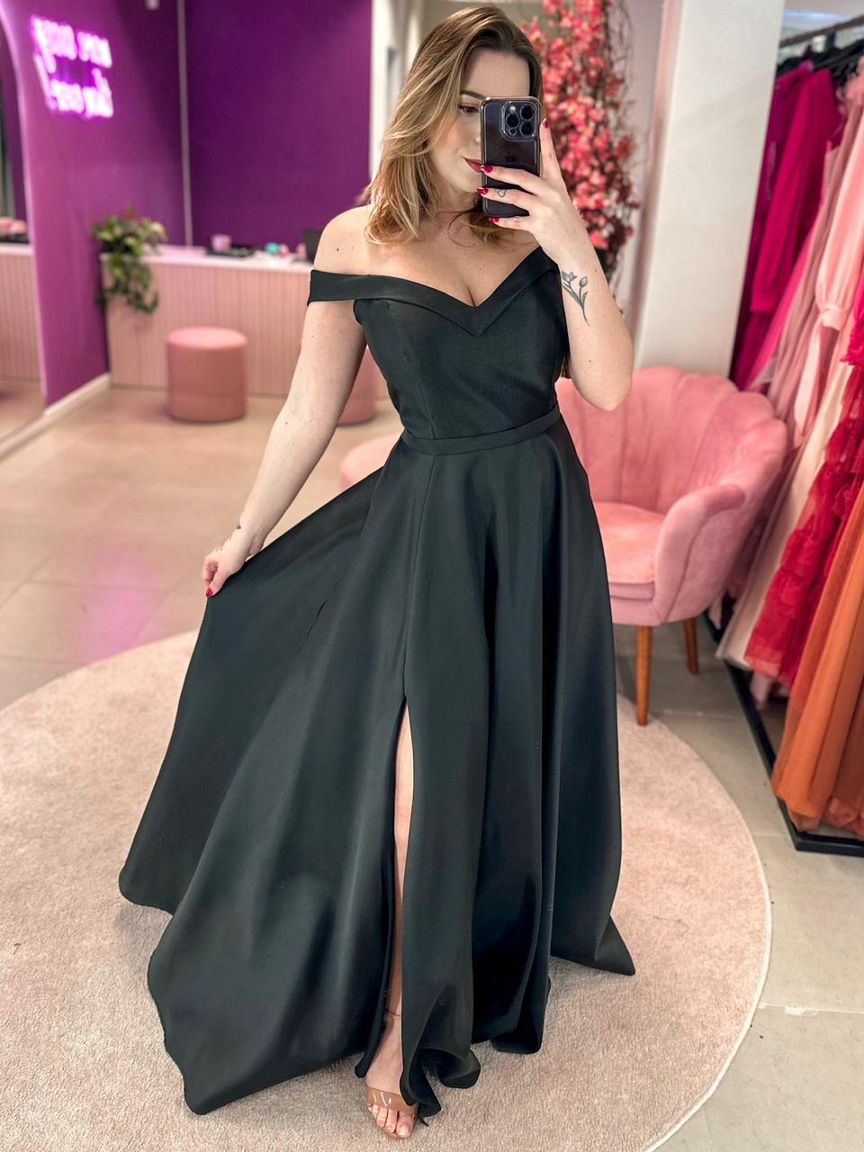 Sara Preto - Aluguel de Vestido em Florianópolis | Sassy Dressy