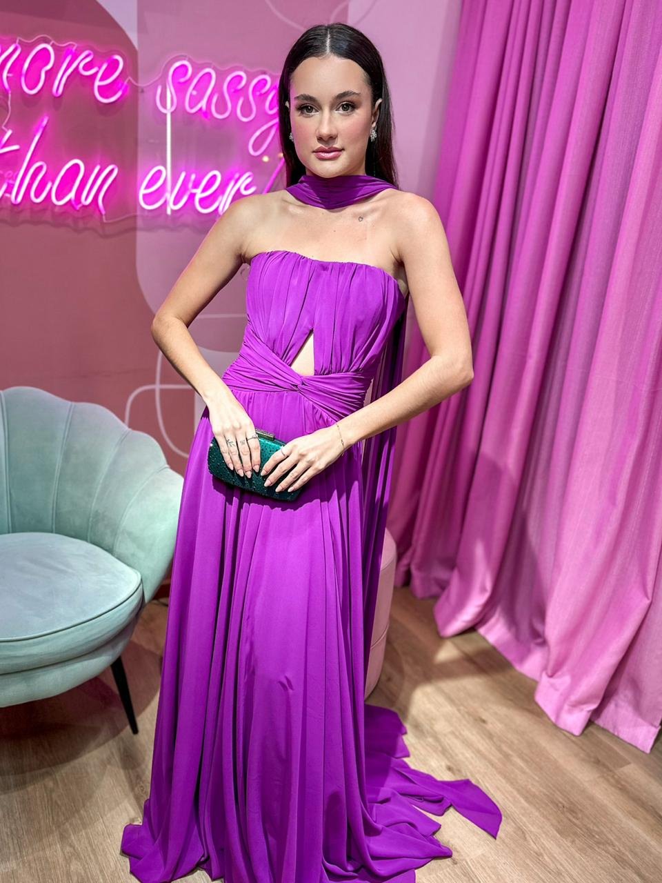 Eloá Fúcsia - Aluguel de Vestido em Florianópolis | Sassy Dressy