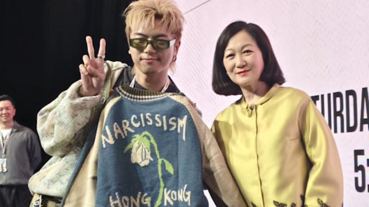 香港娛樂圈熱議:193郭嘉駿贈葉劉淑儀自家品牌服飾引發社會兩極化反響深度剖析