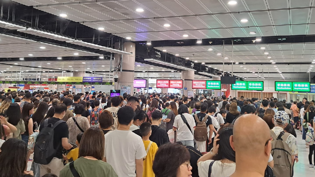 香港北上消費潮：中產基層消費觀劇變，揭示社會深層矛盾與經濟挑戰