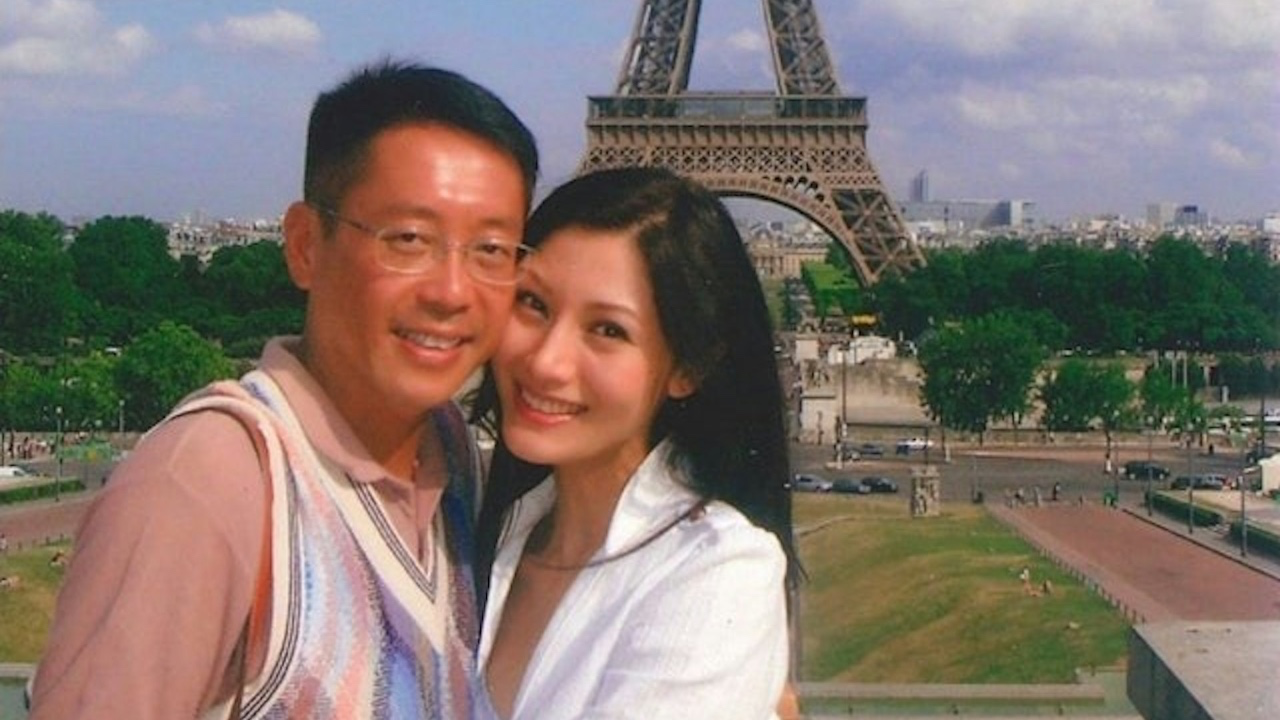 許晉亨為李嘉欣烈日排隊：豪門愛情長跑的甜蜜秘訣