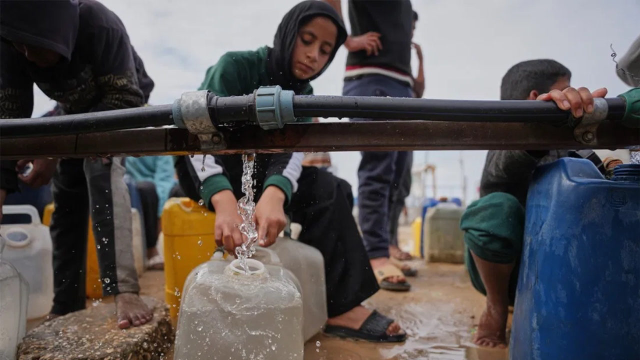伊朗威脅炸水廠一億人斷水！反手一招直插死穴！美國盟友被逼上絕路！