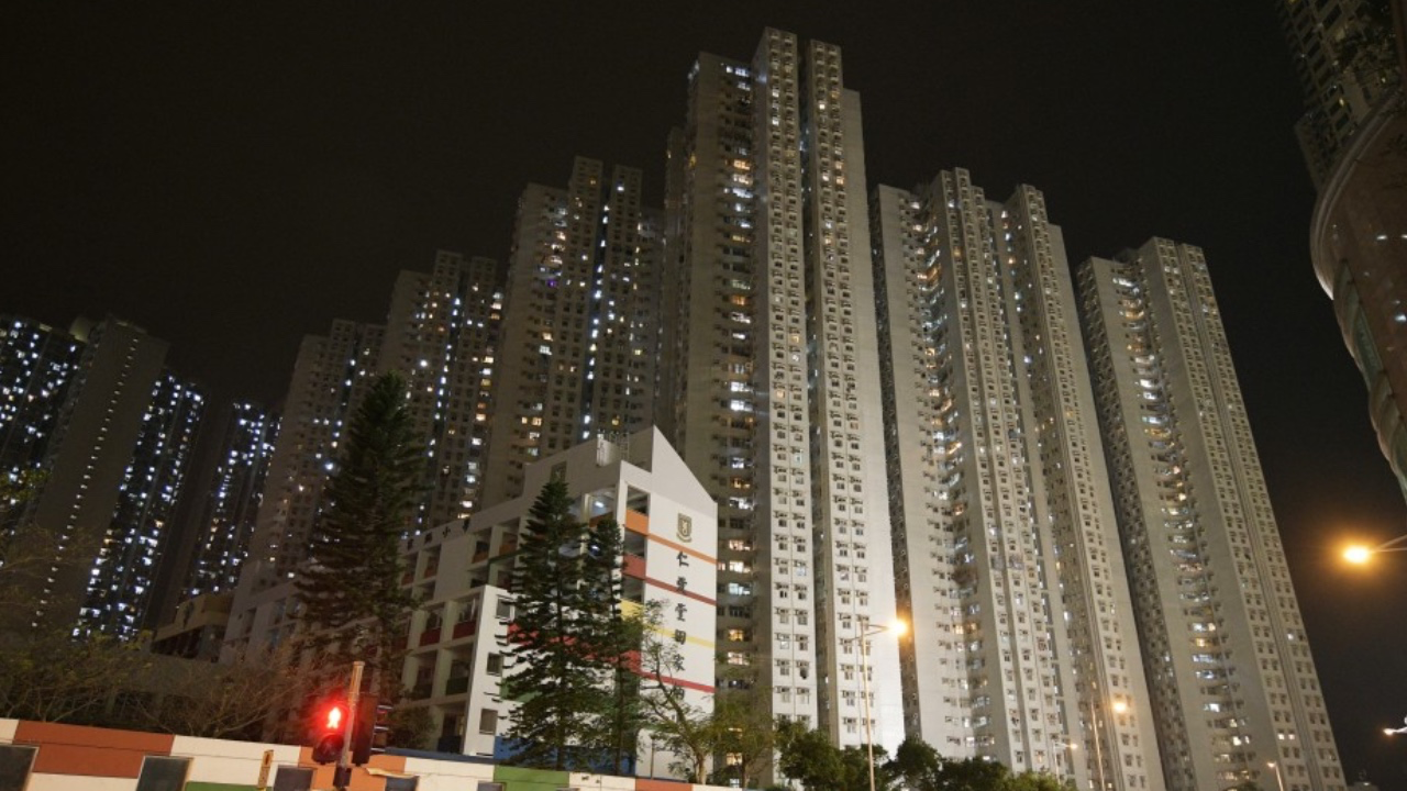 將軍澳20歲女子家中猝逝:年輕生命驟逝的社會警示與深層探討