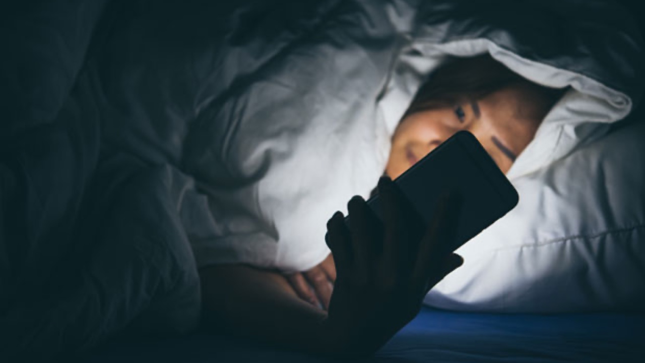 睡眠環境光線對心臟健康的潛在威脅:增加心衰竭風險的隱形殺手