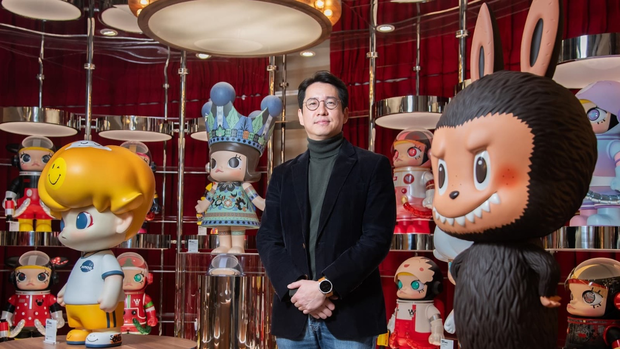 潮玩神話破滅?泡泡瑪特業績亮眼股價卻急挫,背後隱藏的市場真相