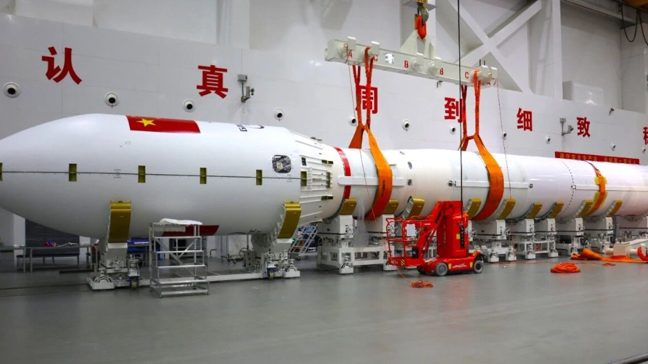 中國軍事航天雙突破:殲10C與空警500協同作戰,輕舟試飛船開啟新篇章