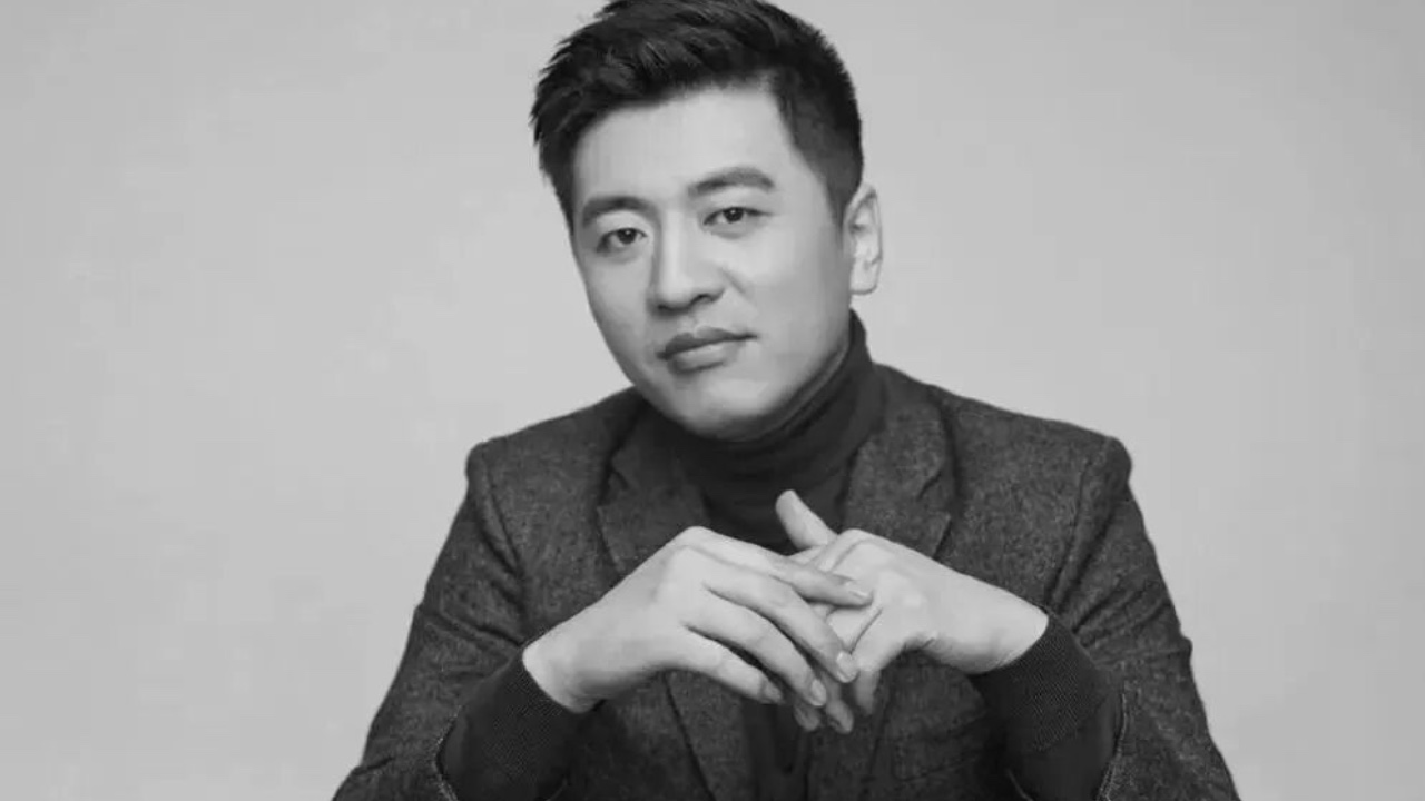 張雪峰之逝:透視中國教育焦慮的深層根源與社會迴響