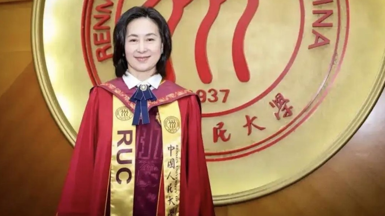 唔止騷擾咁簡單？何超瓊遭女子騷擾恐嚇近一年！入稟高院申請禁制令公司30米都禁接近！