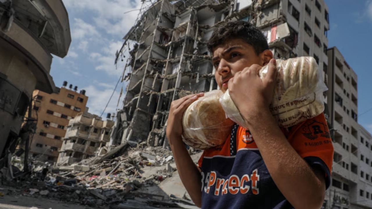 中國在中東戰火下的淡定從容：能源戰略與軍事崛起