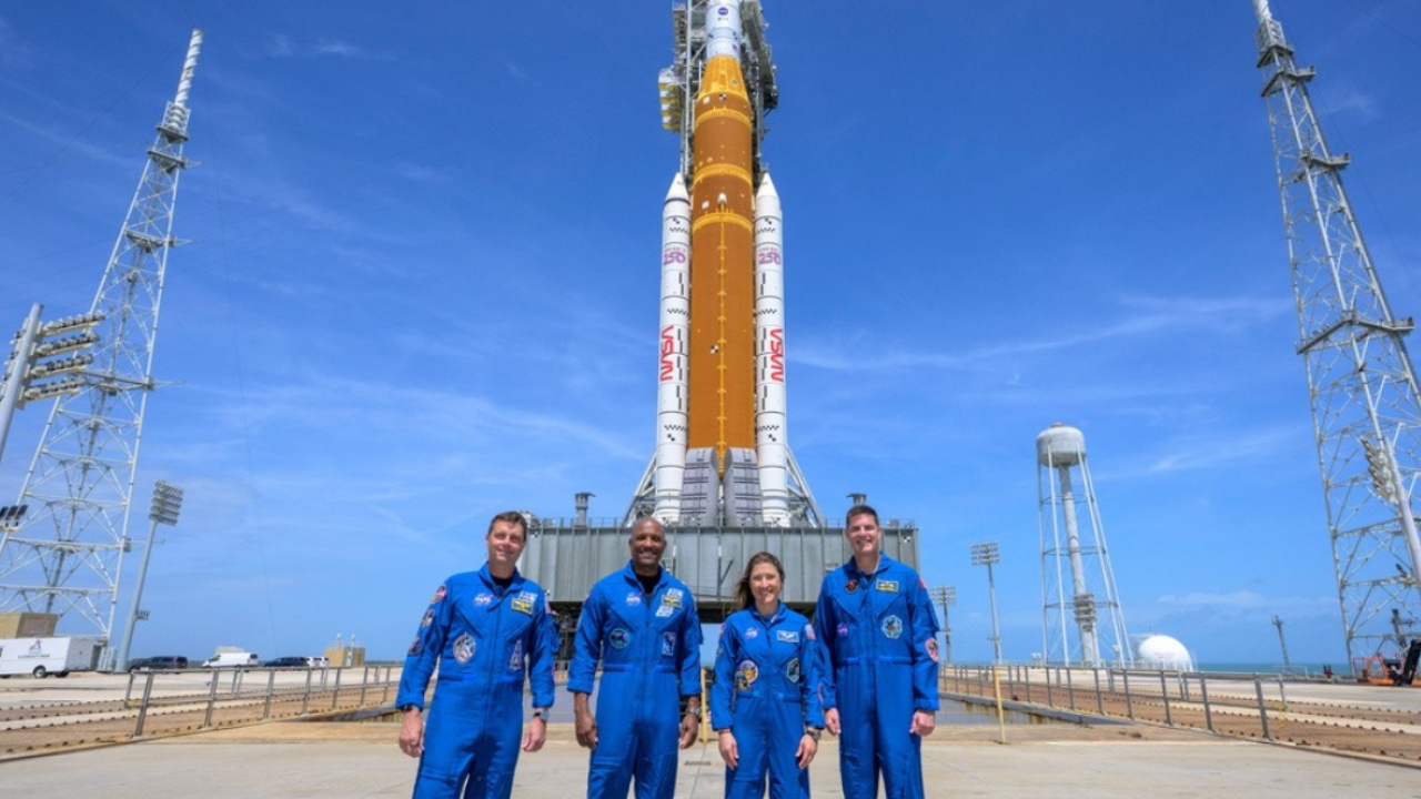 為什麼阿提米絲2號不會實際登陸月球？深入解析NASA重返月球的關鍵一步