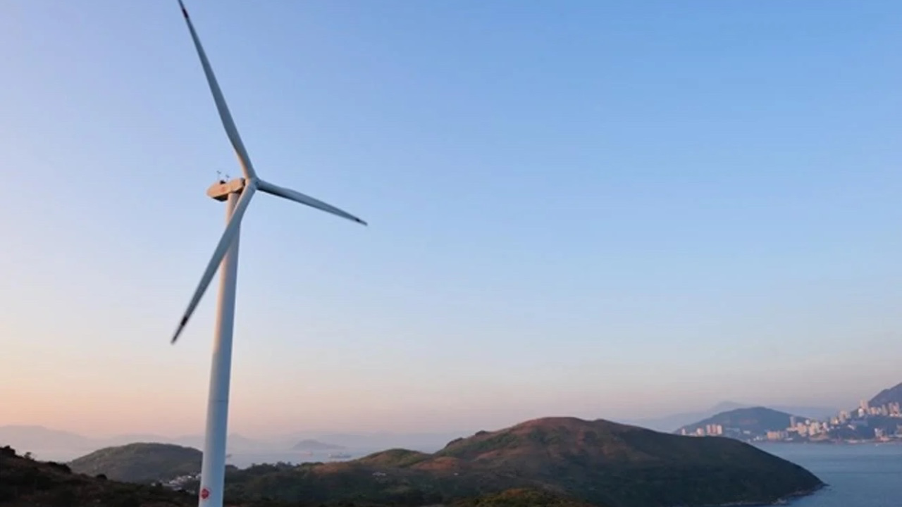 南丫島那座旋轉了二十年的大風車,就快要停下來了