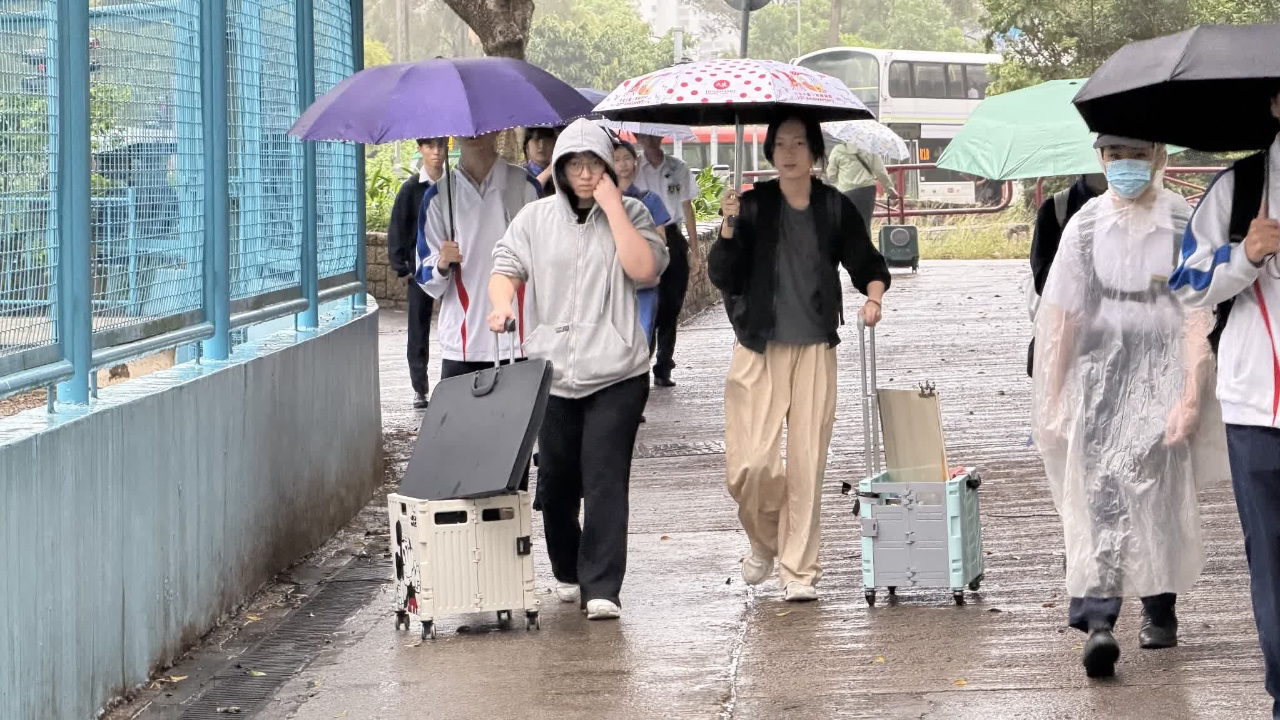 DSE開考日!身份證放床邊仍然漏帶!宏福苑大火陰影,大埔考生背負另一份重