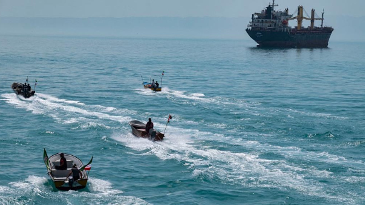 油價末日預言成真?中東火藥庫一觸即發!兩艘中國油輪成導火線?