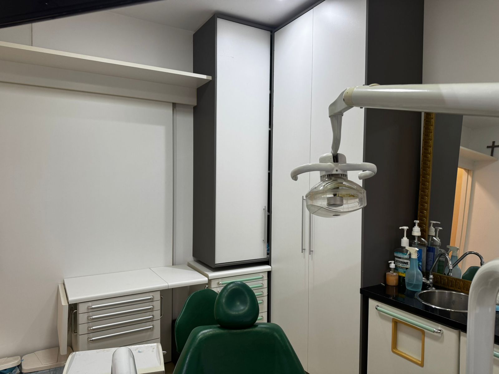 VENDO CONSULTÓRIO ODONTOLÓGICO
