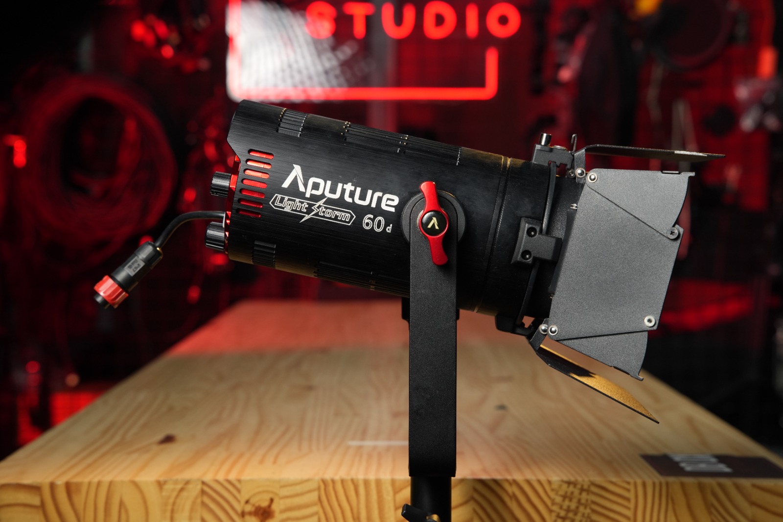 Aputure LS 60d