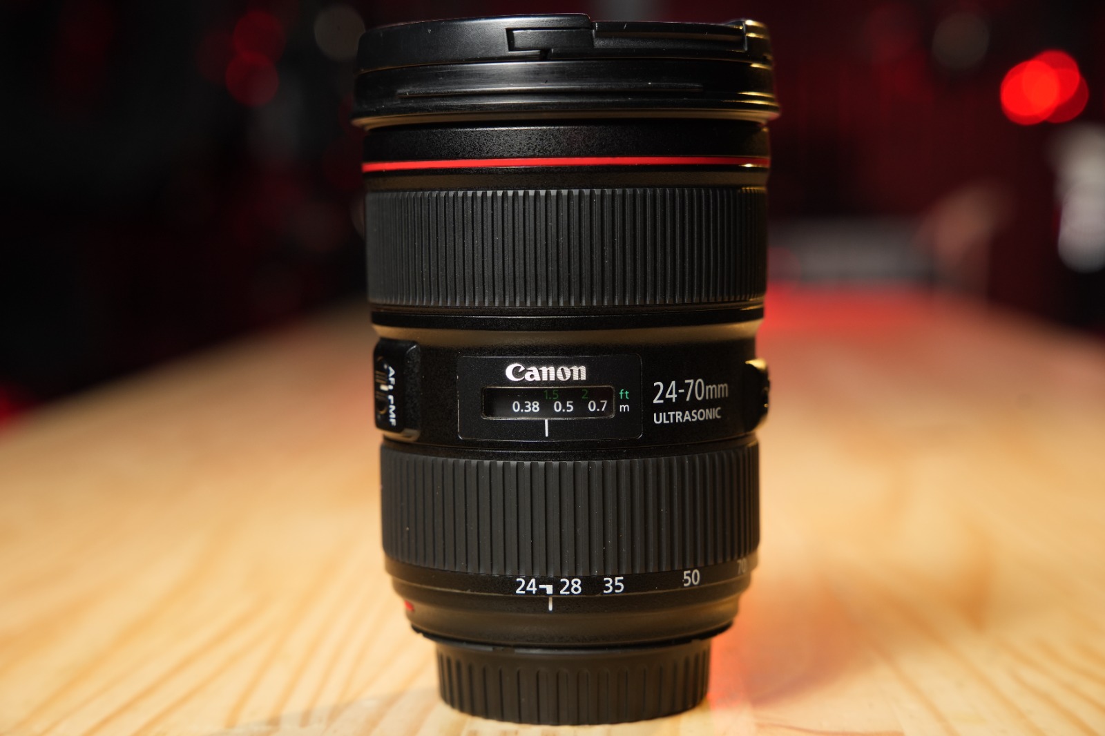 Canon EF 24-70mm f/2.8 L